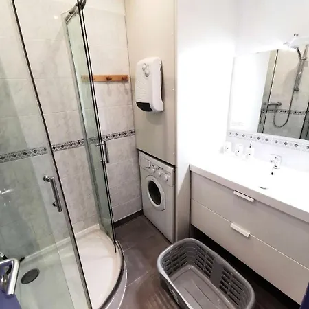 Apartment Le Neptune - 2 Pieces 4 Couchages Port Mae-8124